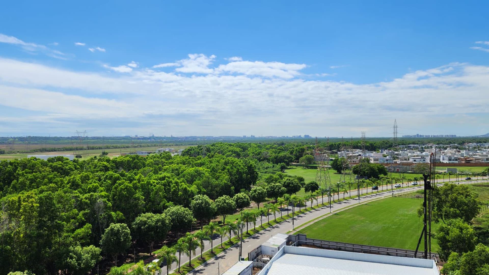 Vista real do entorno verde de Alphaville Jacuhy